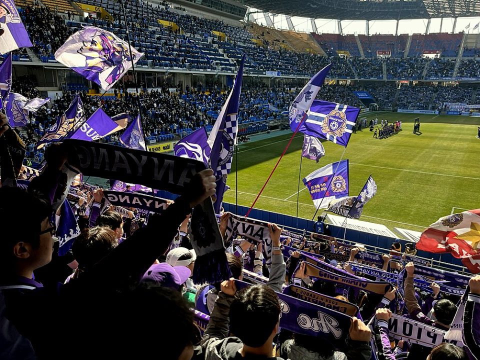 2026-27亚冠精英联赛看点：成都蓉城 vs 首尔FC · 转会与合同传闻解析